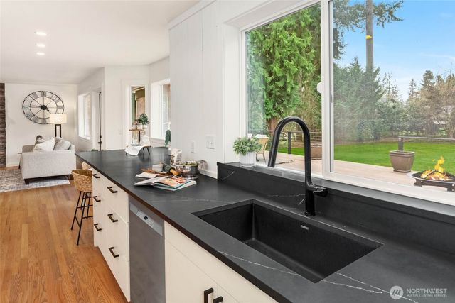 7528 172nd Street SE, Snohomish, WA 98296