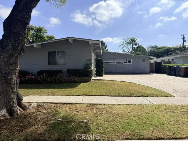 1020 N Mountain View, Fullerton, CA 92831