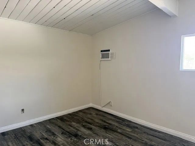 1020 N Mountain View, Fullerton, CA 92831
