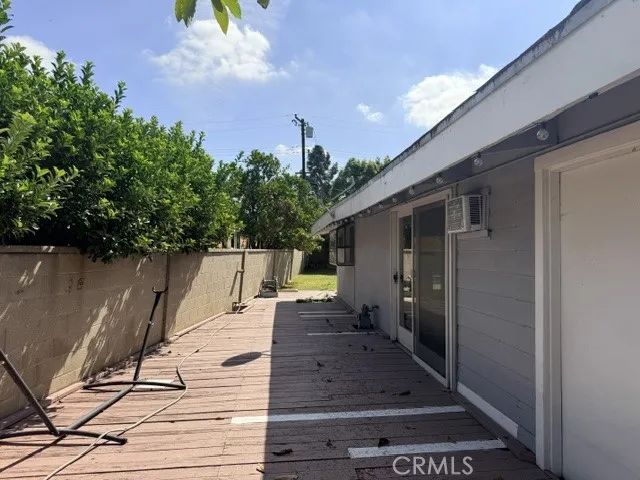 1020 N Mountain View, Fullerton, CA 92831