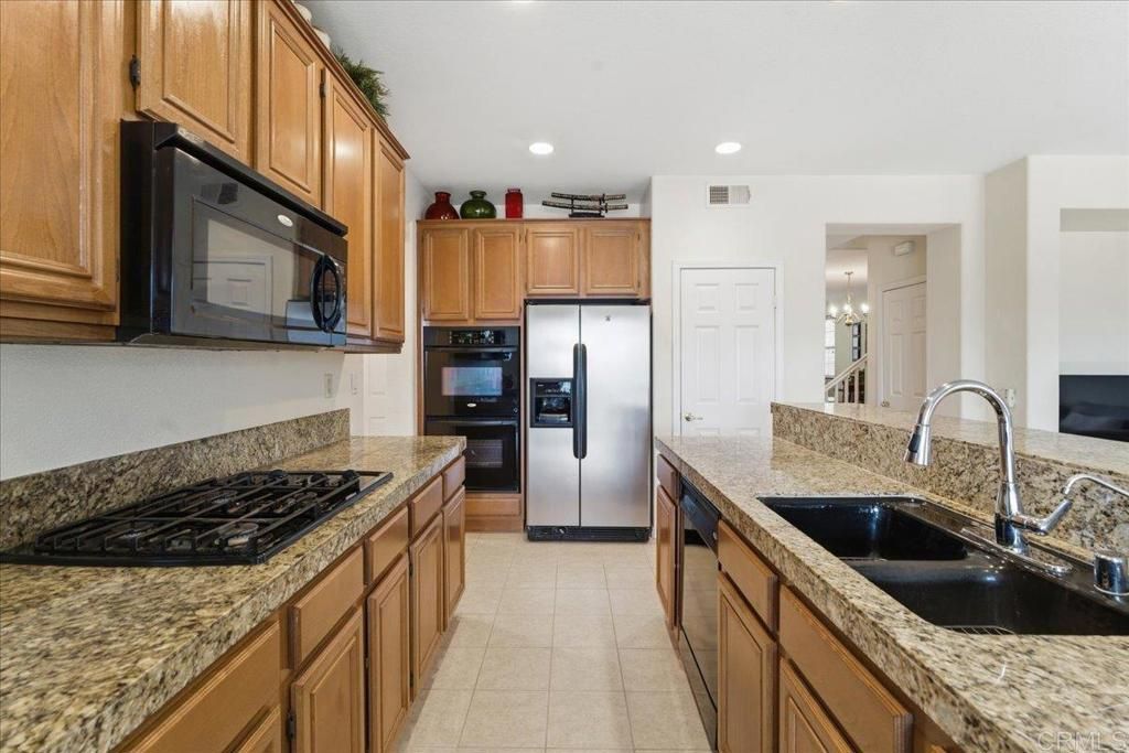 Image 11 of property listing at 745 Helmsdale Road, San Marcos, CA 92069