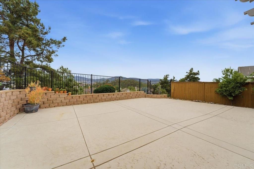 Image 37 of property listing at 745 Helmsdale Road, San Marcos, CA 92069