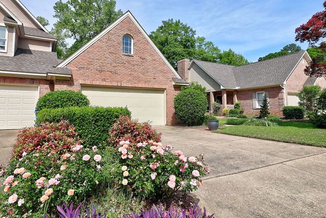19 Parkplace Court, Dothan, AL 36301