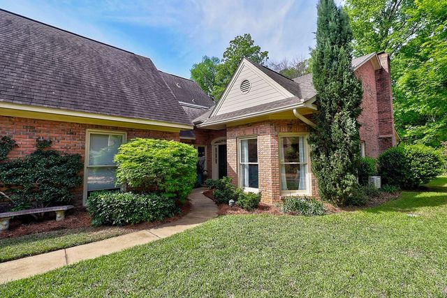 19 Parkplace Court, Dothan, AL 36301