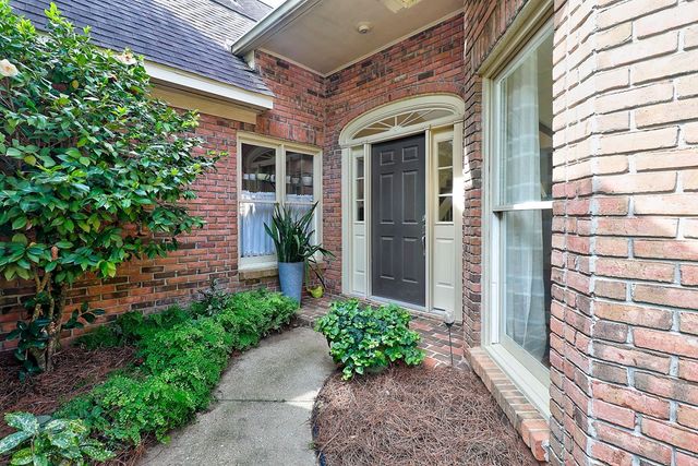 19 Parkplace Court, Dothan, AL 36301