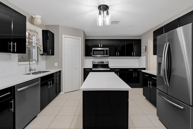 16434 MEREDREW LANE, Clermont, FL 34711