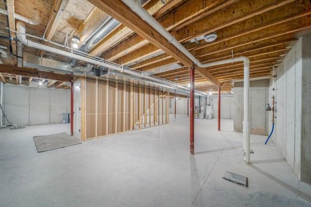 2825 Stonebrook DRIVE, Sheboygan, WI 53081