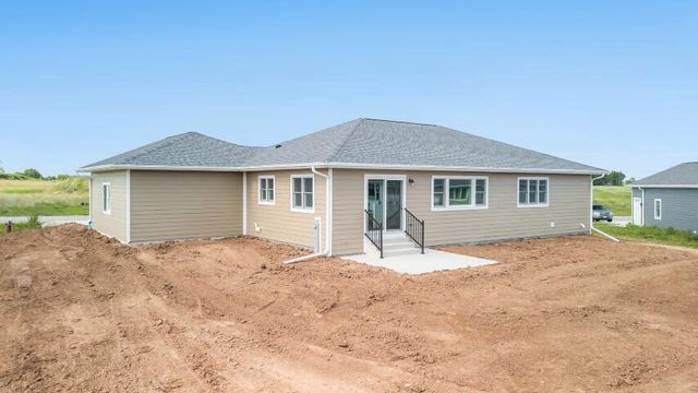 2825 Stonebrook DRIVE, Sheboygan, WI 53081