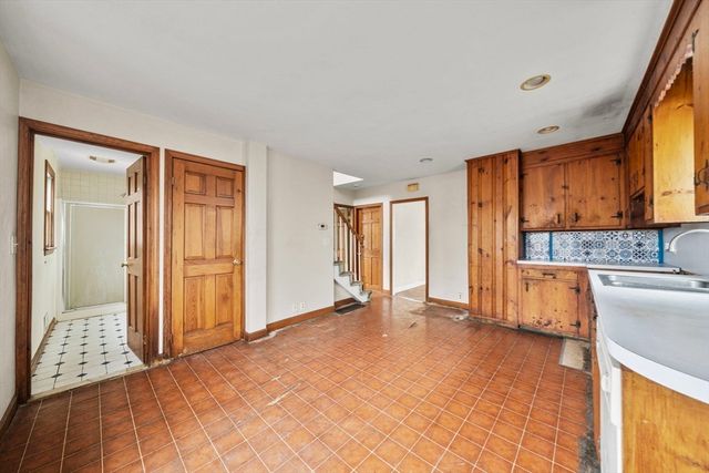 10 Cottage Avenue, Danvers, MA 01923