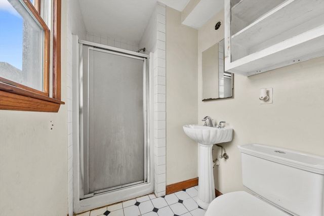 10 Cottage Avenue, Danvers, MA 01923