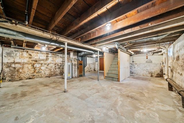 10 Cottage Avenue, Danvers, MA 01923