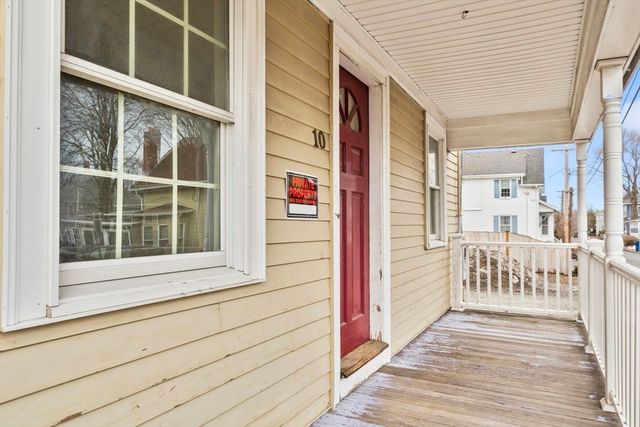 10 Cottage Avenue, Danvers, MA 01923