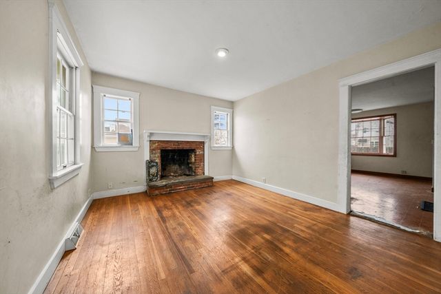 10 Cottage Avenue, Danvers, MA 01923