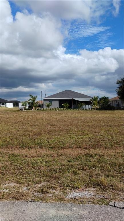 1439 NW 37th PL, CAPE CORAL, FL 33993 — photo 3