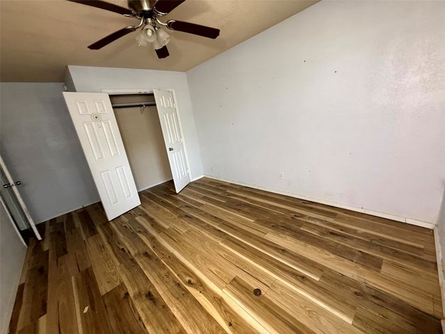 305 S Willow Street, Mansfield, TX 76063