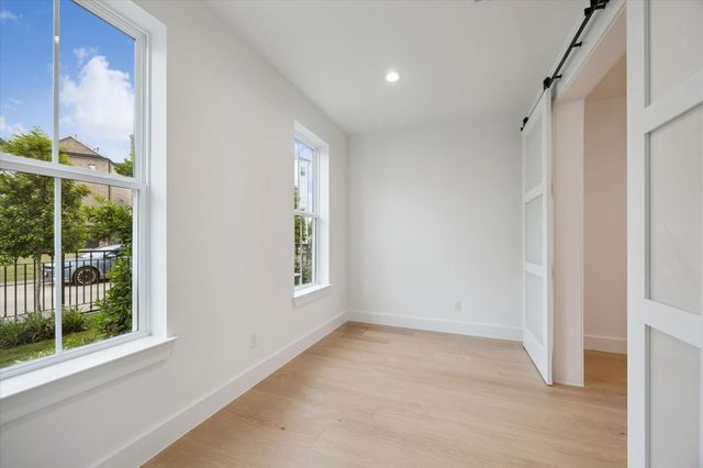 3707 Somerset York Lane, Houston, TX 77055