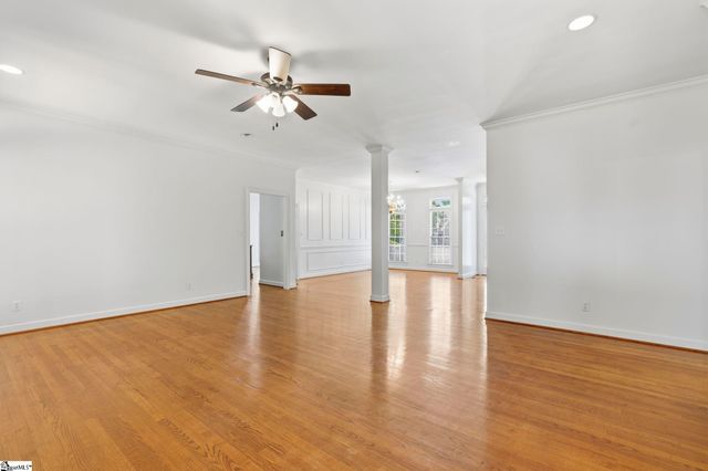 313 N Oakley Lane, Spartanburg, SC 29301