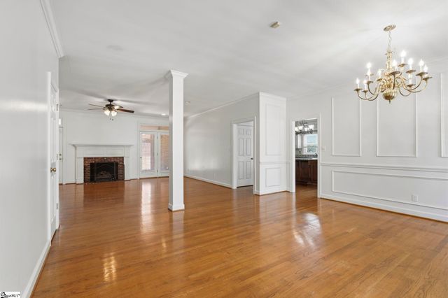 313 N Oakley Lane, Spartanburg, SC 29301