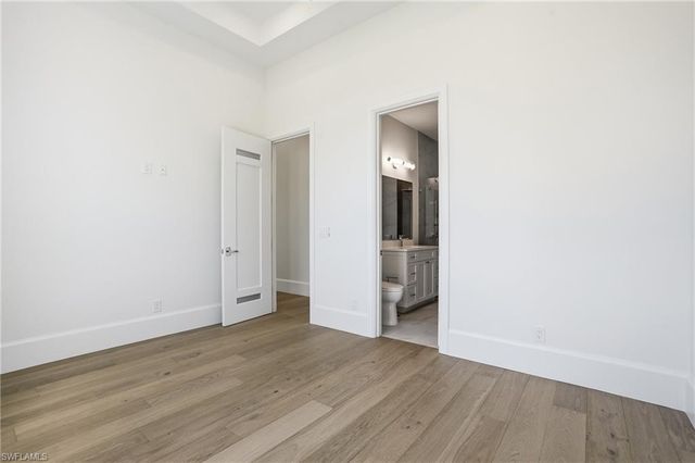 623 Park Shore DR, Naples, FL 34103