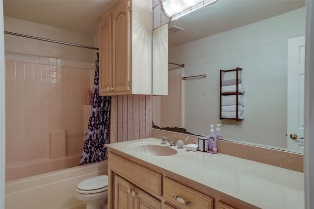 6712 SUNDANCE Circle, Joshua, TX 76058