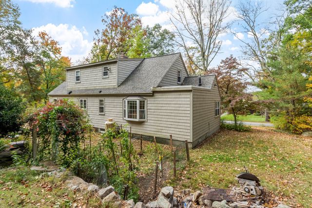 340 Purgatory Road, Northbridge, MA 01588