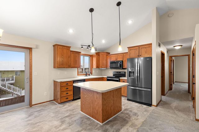 1201 Olivia Street SE, New Prague, MN 56071