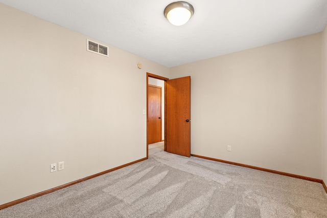 1201 Olivia Street SE, New Prague, MN 56071