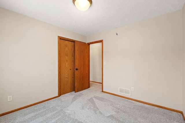 1201 Olivia Street SE, New Prague, MN 56071