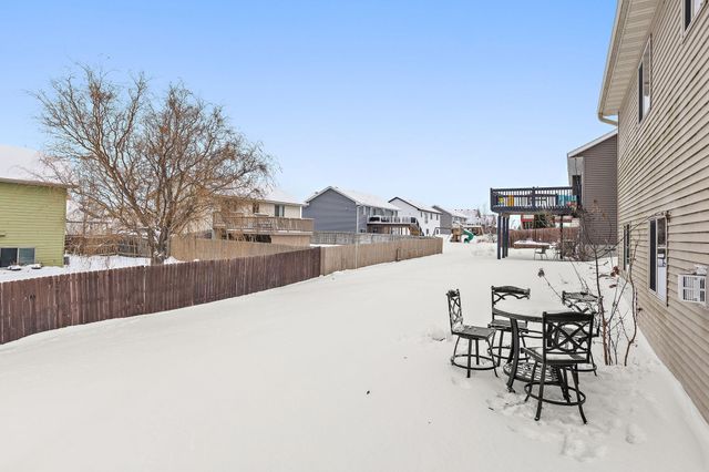 1201 Olivia Street SE, New Prague, MN 56071