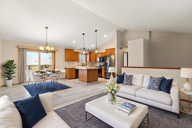 1201 Olivia Street SE, New Prague, MN 56071