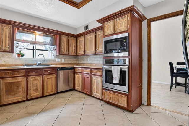 14811 Charlmont Drive, Houston, TX 77083
