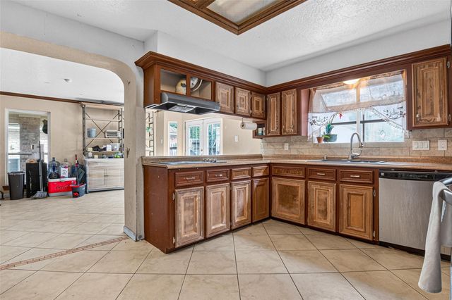 14811 Charlmont Drive, Houston, TX 77083