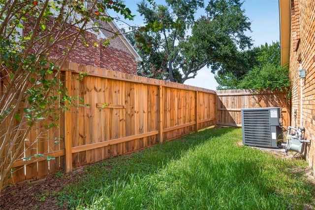 14811 Charlmont Drive, Houston, TX 77083