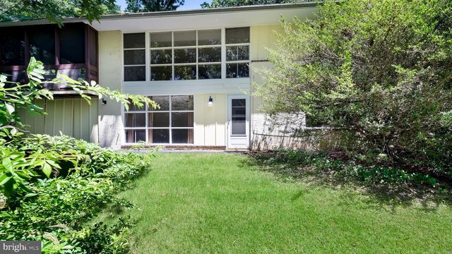 42 W RIDGE RD, Media, PA 19063