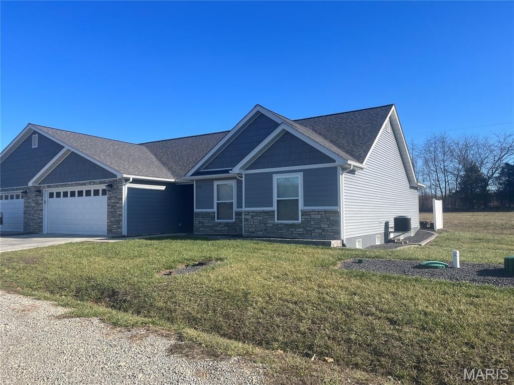 7 Ivy Lane, Fredericktown, MO 63645