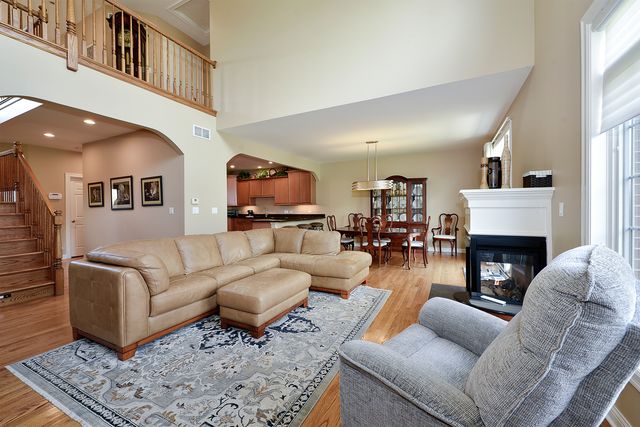 843 N Franklin Avenue, Palatine, IL 60067