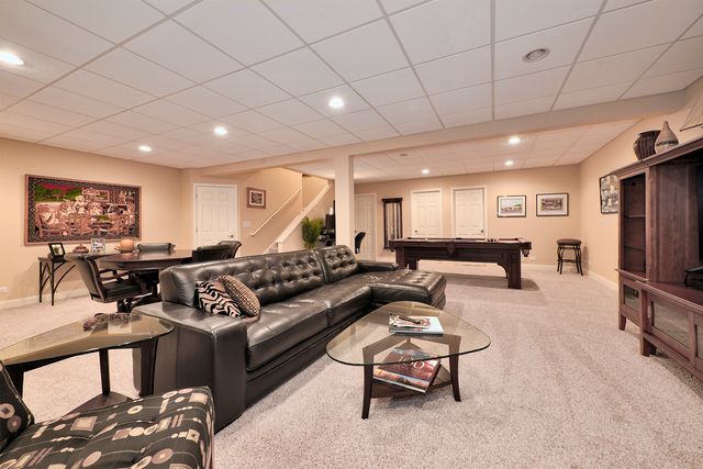843 N Franklin Avenue, Palatine, IL 60067