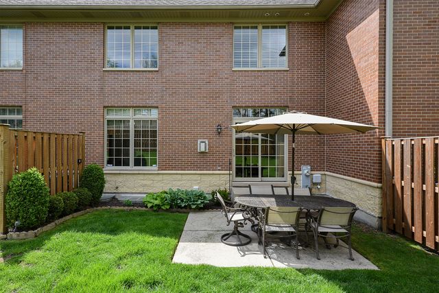 843 N Franklin Avenue, Palatine, IL 60067