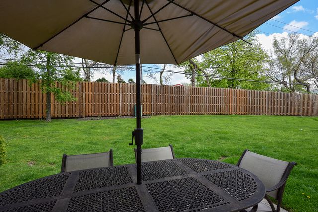 843 N Franklin Avenue, Palatine, IL 60067