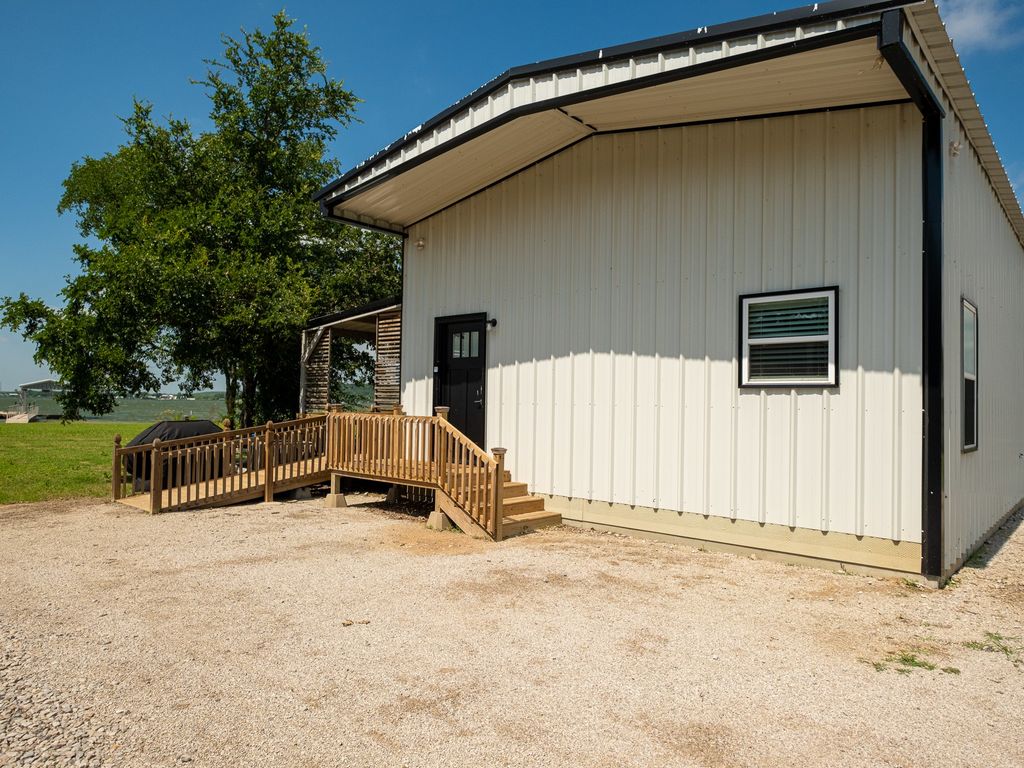 211 CR 541, Eastland, TX 76448