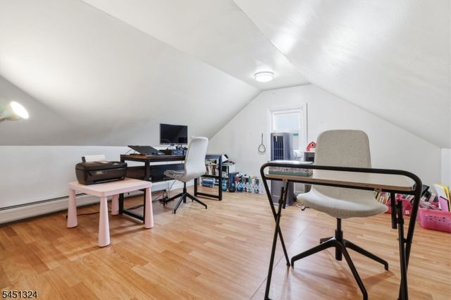 621 Spruce St, Roselle Boro, NJ 07203
