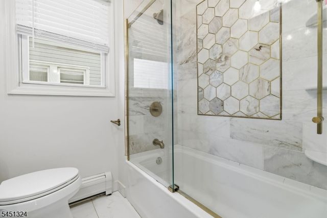 621 Spruce St, Roselle Boro, NJ 07203
