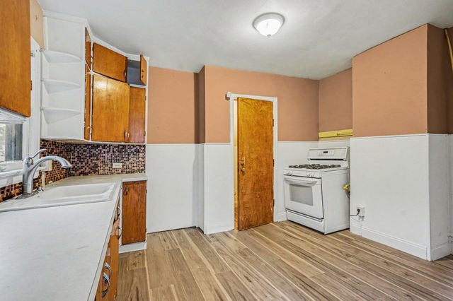 2128 Hoyt Street, Muskegon Heights City, MI 49444