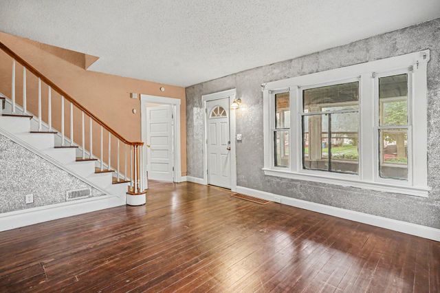 2128 Hoyt Street, Muskegon Heights City, MI 49444