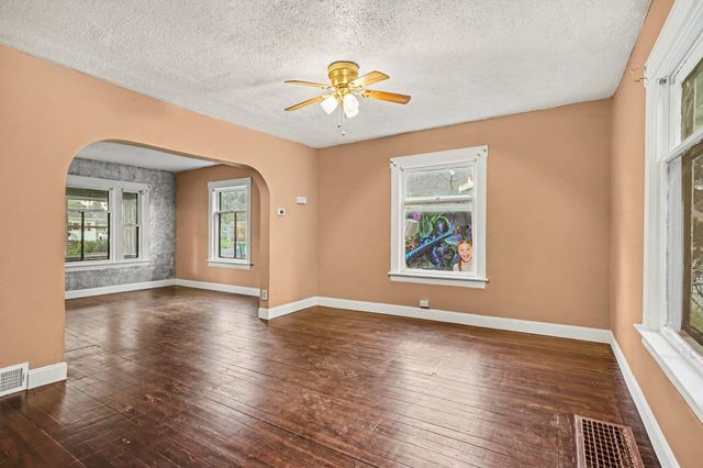 2128 Hoyt Street, Muskegon Heights City, MI 49444