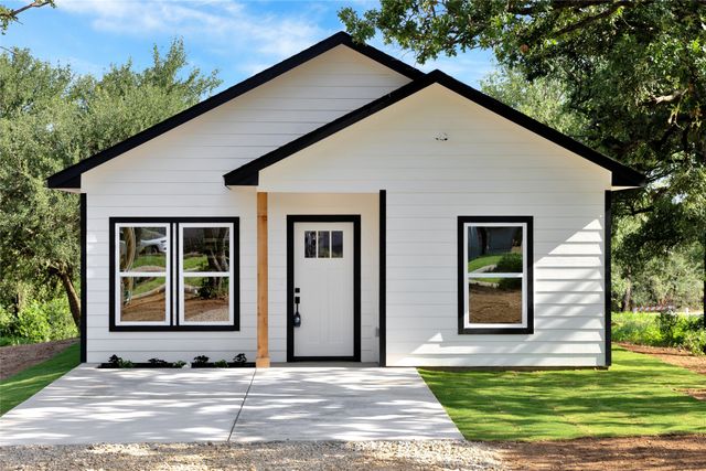 815 SW 28th Street, Mineral Wells, TX 76067