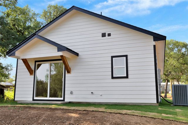 815 SW 28th Street, Mineral Wells, TX 76067