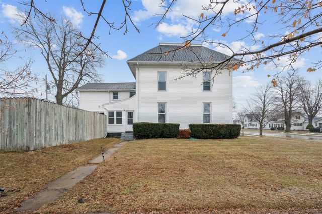 200 E Butler Street, Manchester, IA 52057