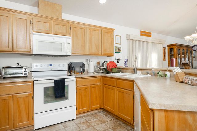 1150 Angler Lane, Grants Pass, OR 97527