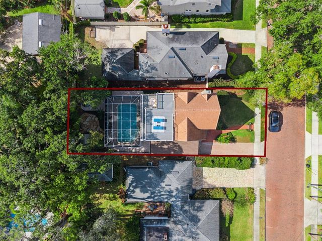 910 ALAMEDA STREET, Orlando, FL 32804